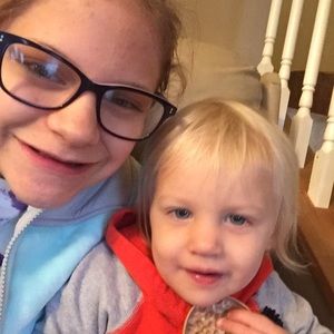 Meet your Posher, Lola